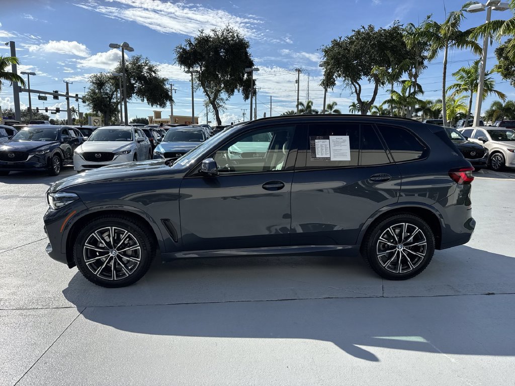 Used 2022 BMW X5 sDrive40i w/ M Sport Package RWD image 11