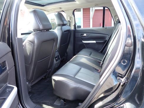 Used 2011 Ford Edge Sport w/ Driver Entry Pkg AWD/4WD image 8