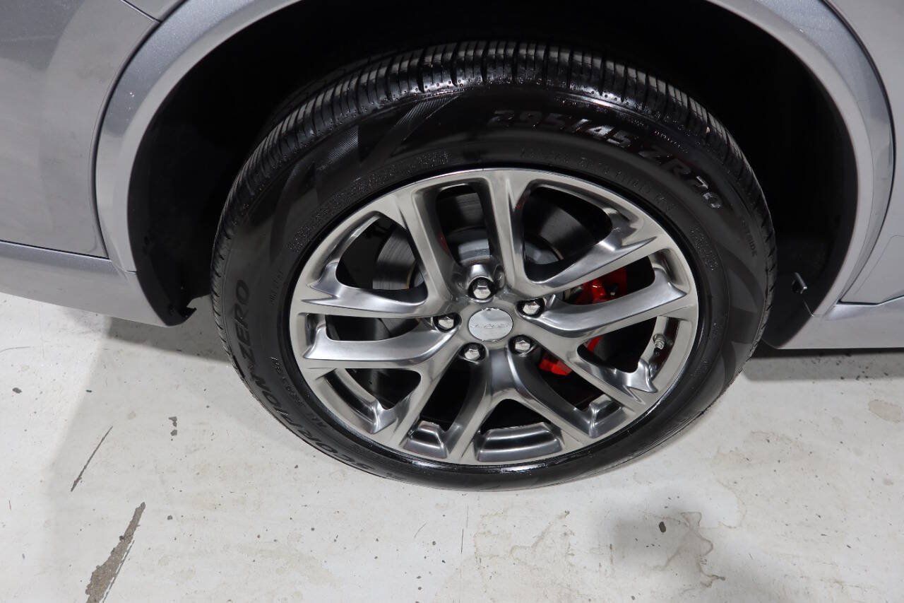 Used 2021 Dodge Durango SRT w/ Technology Group AWD/4WD image 39