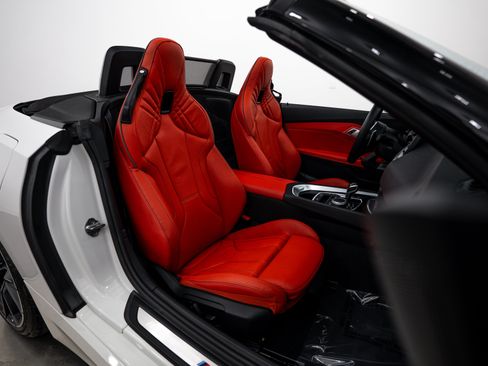 Used 2023 BMW Z4 M40i w/ Premium Package RWD image 13