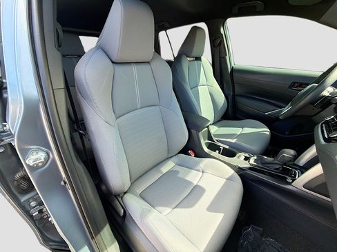 Used 2024 Toyota Corolla Cross SE image 14