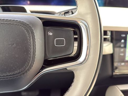 Used 2025 Lincoln Navigator Reserve image 36