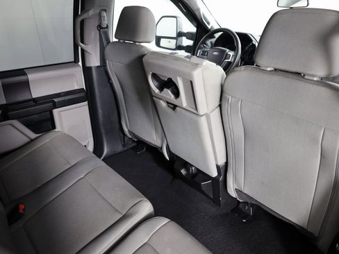 Used 2020 Ford F250 XL w/ STX Appearance Package image 31