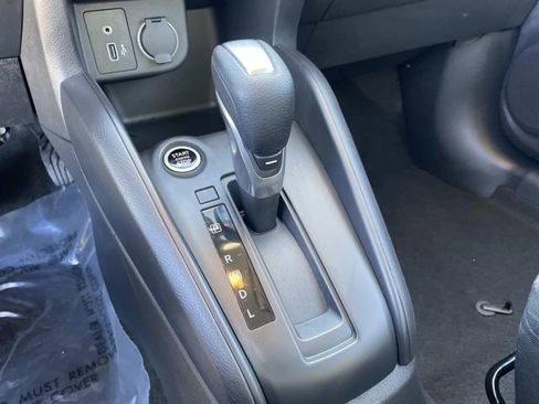 Certified 2025 Nissan Kicks Play S image 21