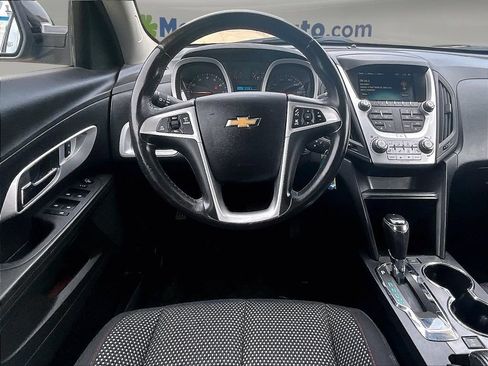 Used 2017 Chevrolet Equinox LT w/ Convenience Package AWD/4WD image 10