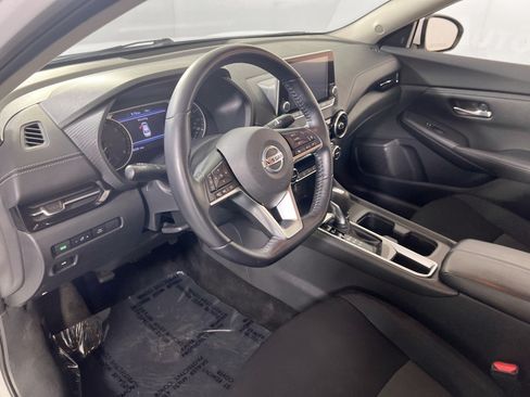 Used 2020 Nissan Sentra SV FWD image 9