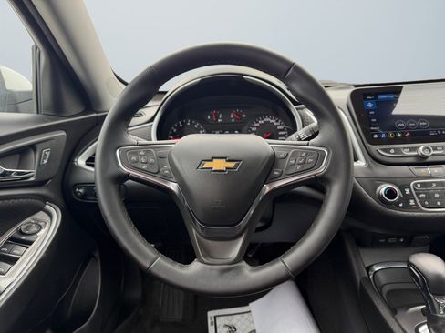 Used 2024 Chevrolet Malibu LT w/ Sport Edition image 14