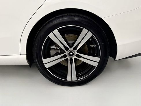 Certified 2025 Mercedes-Benz C 300 Sedan image 31