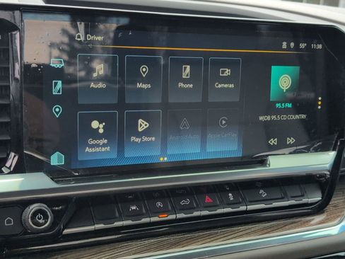 Used 2023 Chevrolet Silverado 1500 RST image 15