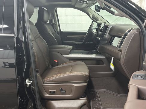 New 2026 RAM 3500 Longhorn AWD/4WD image 23