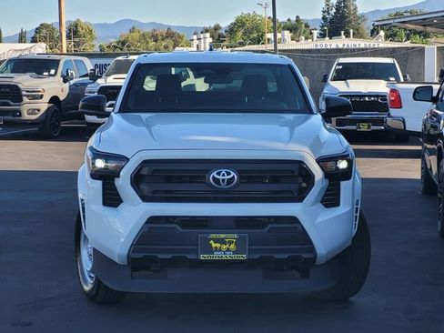 Used 2025 Toyota Tacoma SR RWD image 2
