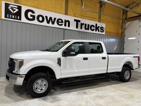 Used 2018 Ford F350 XL image 4