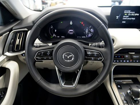 Certified 2025 MAZDA CX-90 Plug-In Hybrid w/ Premium Plus image 17