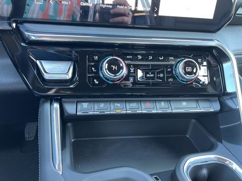 New 2025 GMC Sierra 3500 Denali image 26