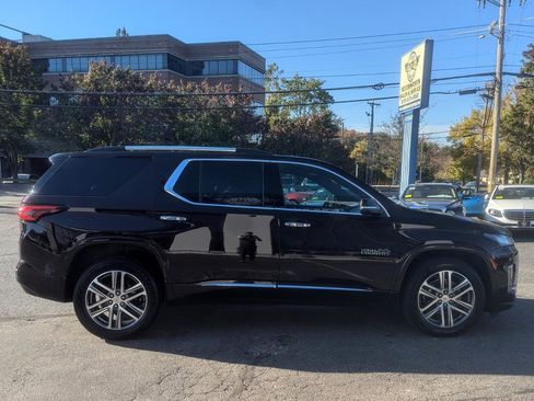 Used 2022 Chevrolet Traverse High Country AWD/4WD image 6