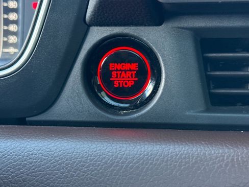 Used 2023 Honda Pilot Elite image 34