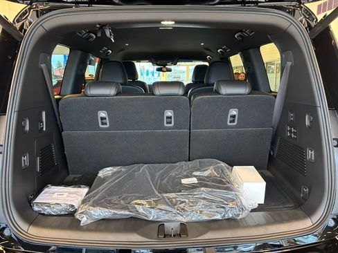 New 2026 Nissan Armada PRO-4X image 31