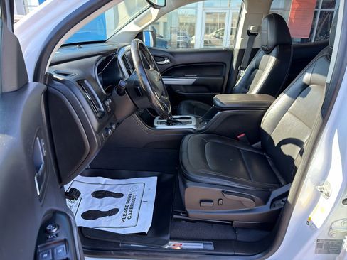 Used 2019 Chevrolet Colorado ZR2 image 13