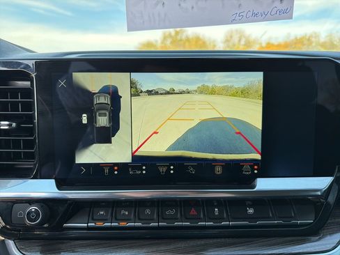 Used 2025 Chevrolet Silverado 1500 LT w/ Safety Package image 34