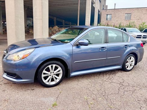 Used 2014 Subaru Legacy 2.5i Premium AWD/4WD image 1