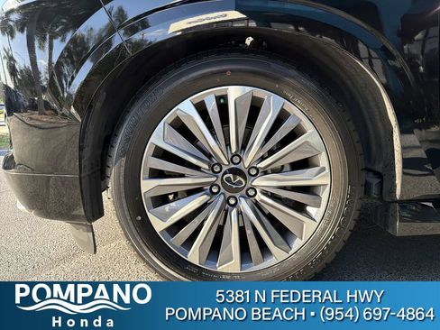 Used 2025 INFINITI QX80 Luxe RWD image 44