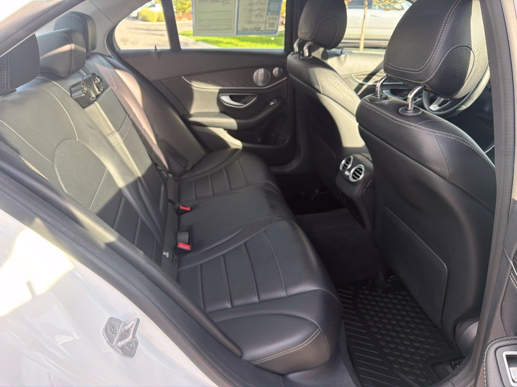 Used 2015 Mercedes-Benz C 300 4MATIC Sedan image 15