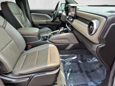 Used 2023 Chevrolet Colorado ZR2 w/ ZR2 Convenience Package III AWD/4WD image 19