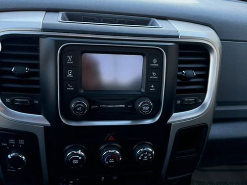 Used 2014 RAM 2500 SLT image 17