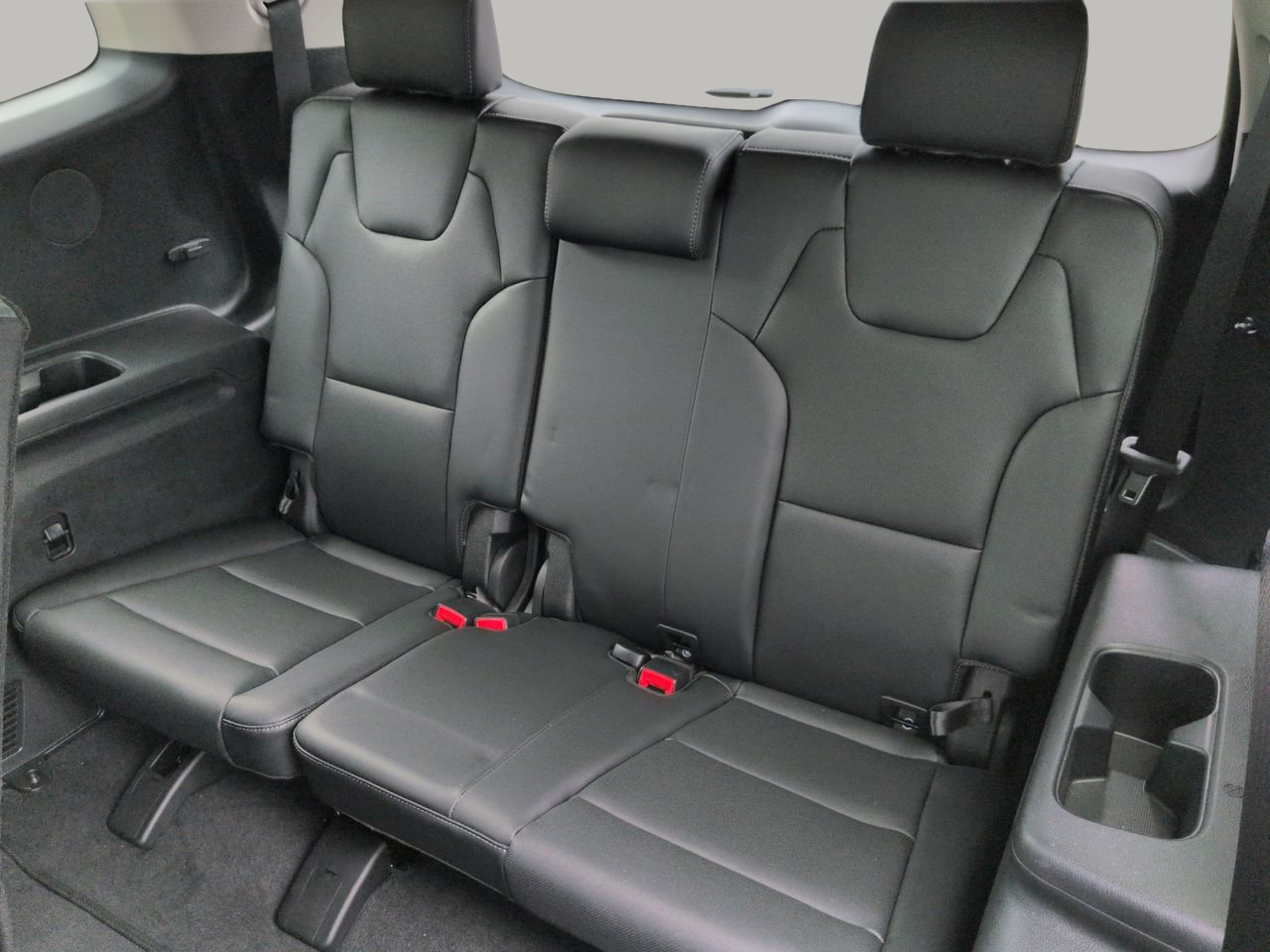 Certified 2025 Kia Telluride LX FWD image 18