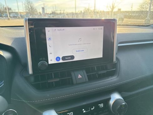 Used 2025 Toyota RAV4 XLE image 21