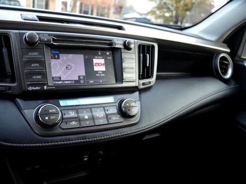 Used 2014 Toyota RAV4 XLE image 16