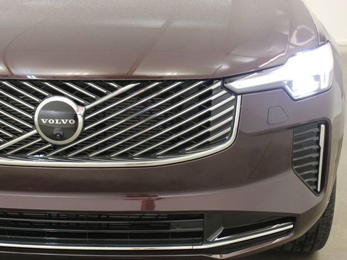 New 2026 Volvo XC90 B5 Ultra w/ Protection Package AWD/4WD image 8