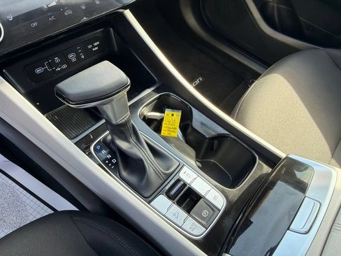 Used 2025 Hyundai Tucson SEL FWD image 27