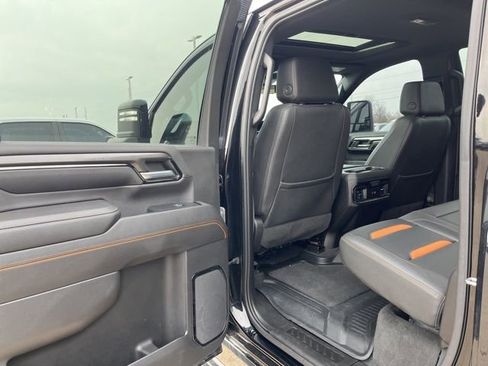 Used 2024 GMC Sierra 2500 AT4 w/ AT4 Premium Plus Package image 22