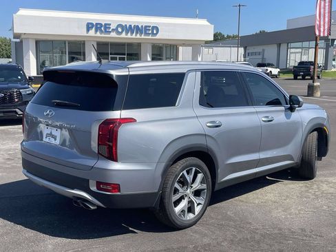 Used 2020 Hyundai Palisade SEL FWD image 3
