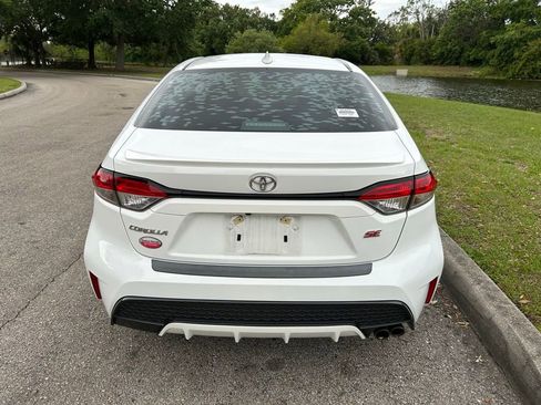 Used 2021 Toyota Corolla SE image 4