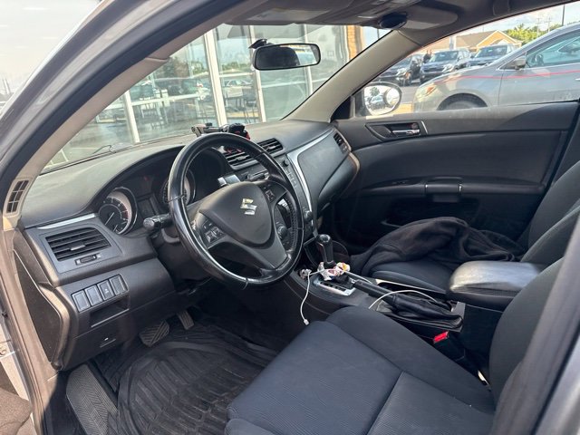 Used 2010 Suzuki Kizashi SE FWD image 5