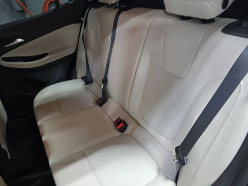 Used 2024 Buick Encore GX Sport Touring image 15