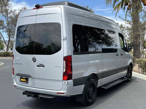 Used 2023 Mercedes-Benz Sprinter 2500 image 2