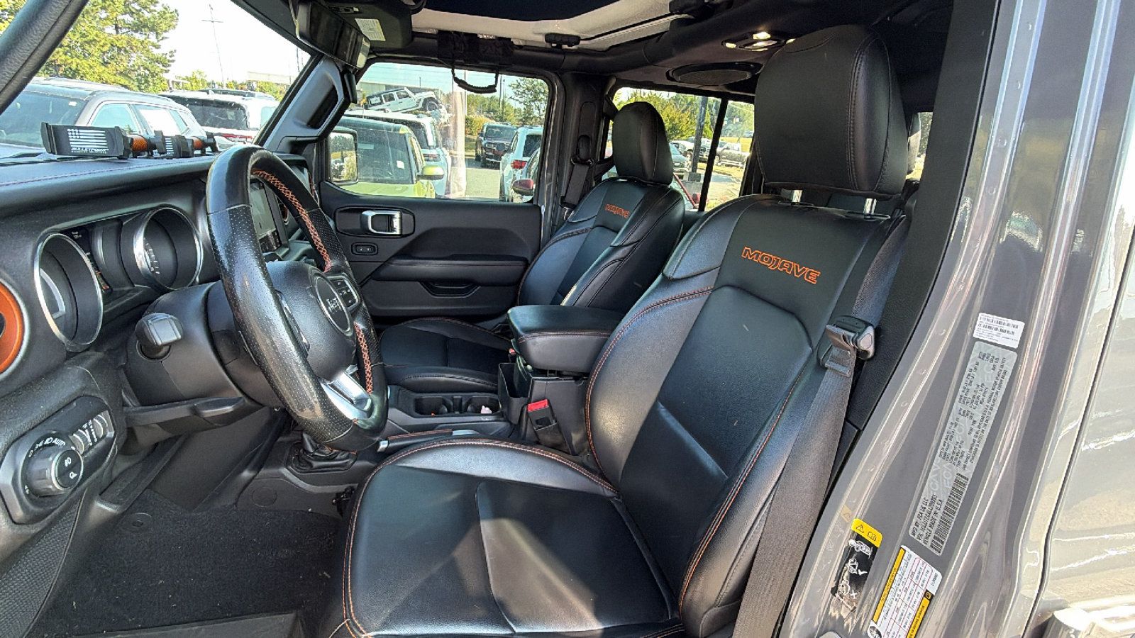 Used 2020 Jeep Gladiator Mojave AWD/4WD image 17
