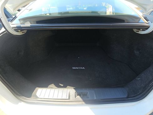 Used 2020 Nissan Sentra SV FWD image 15