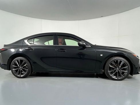Used 2022 Lexus IS 350 F Sport image 8