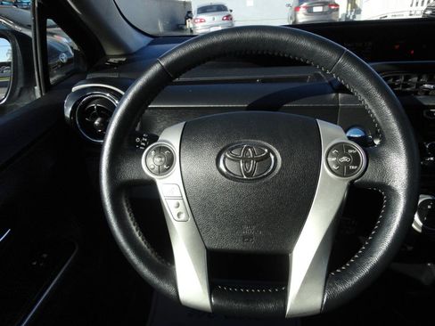 Used 2017 Toyota Prius C Four FWD image 28