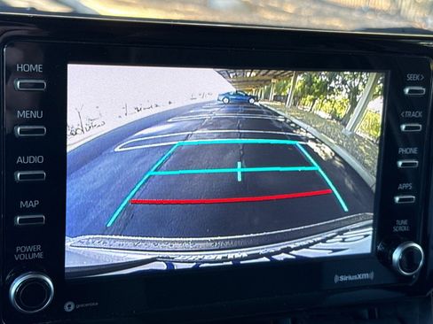 Used 2021 Toyota Corolla LE w/ Carpet Mat Package (TMS) image 21