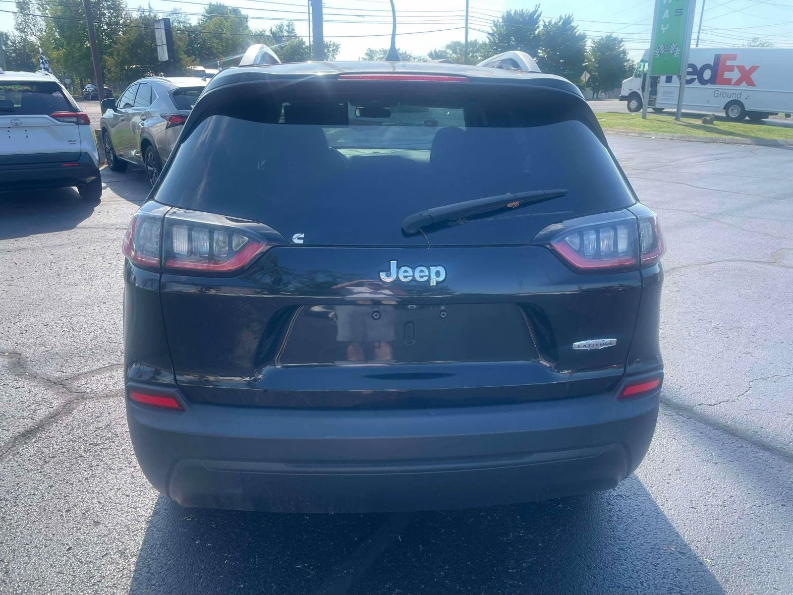 Used 2020 Jeep Cherokee Latitude FWD image 7