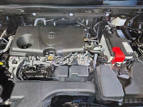 Certified 2023 Toyota RAV4 XLE image 21