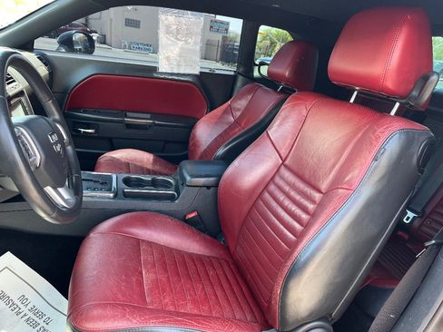 Used 2014 Dodge Challenger SXT RWD image 26