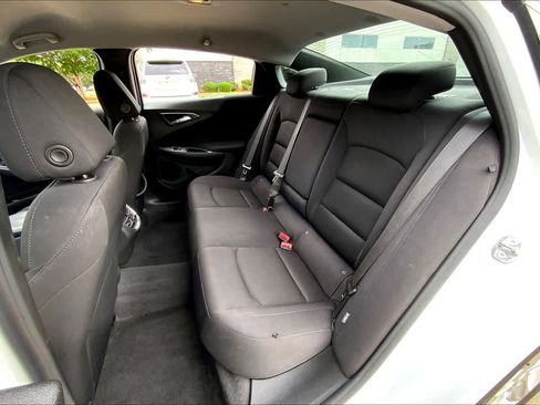 Used 2023 Chevrolet Malibu LT FWD image 20
