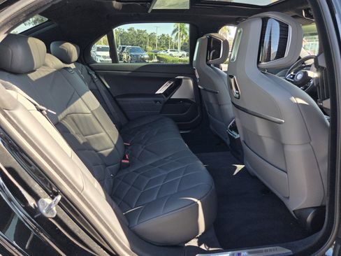 Used 2024 BMW 760i xDrive w/ Executive Package image 16