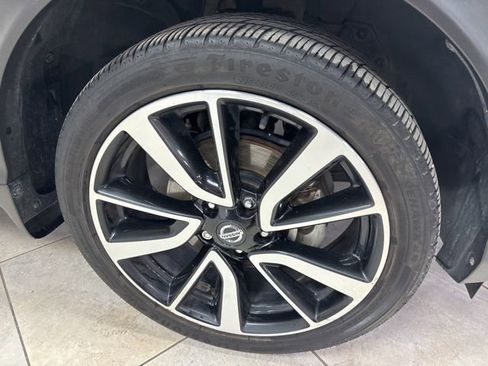 Used 2019 Nissan Rogue Sport SL w/ Premium Package image 4